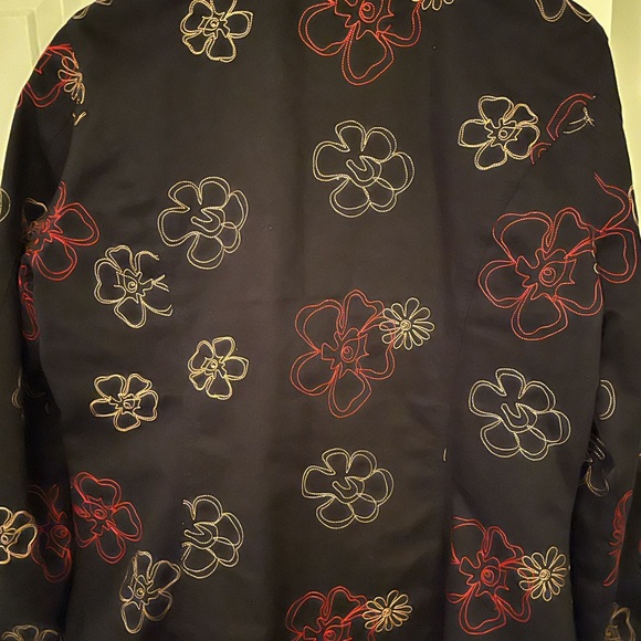 Weekenders black zip up jacket. - Picture 2 of 3